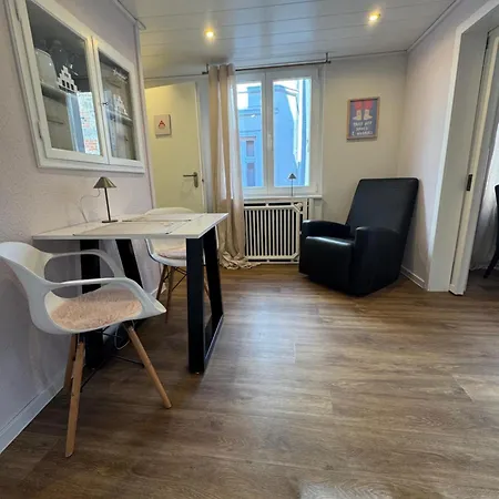Gemütliches City-apartment Mit Kitchenette&café Im Haus